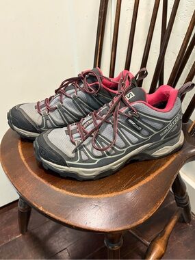 Salomon X-Ultra CS Waterproof Women's Size 8 Trail Running Shoes Multicolor